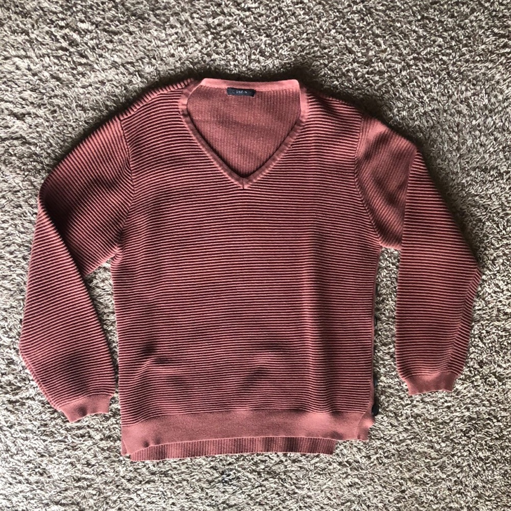 Mauve V-Neck Sweater